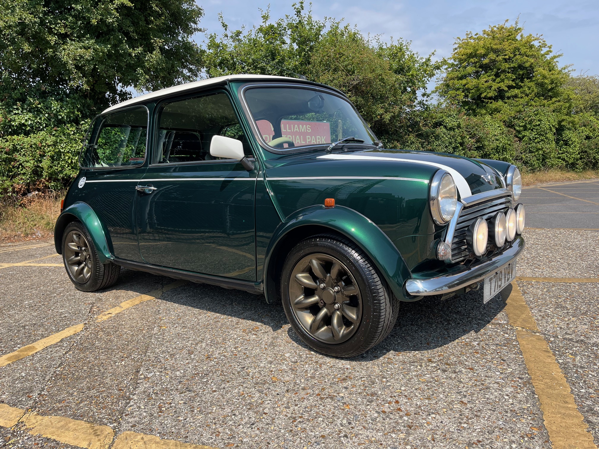 1999 Rover Mini Cooper Sportspack. 1275cc. MPi. British Racing Green. Low mileage. Service History. Stunning.