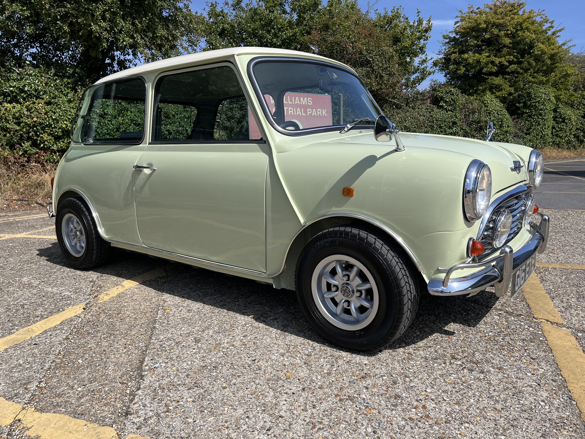 1993 Rover Mini 1275cc. Fiesta Yellow. MK1 Cooper tribute with many extras. Stunning and ready to be driven.